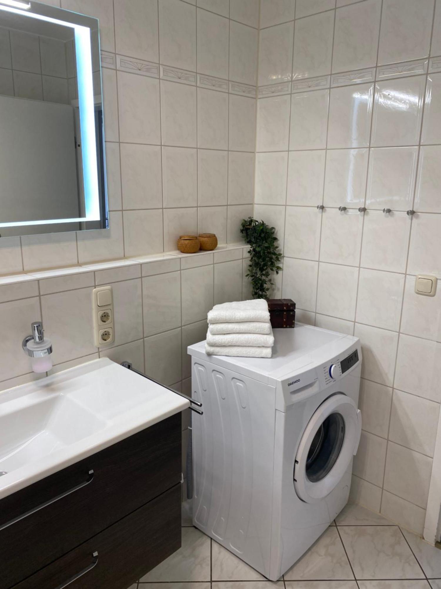 Ostseeurlaub-Goehren Ferienwohnung Sanddollar Im Haus Strandeck Екстер'єр фото